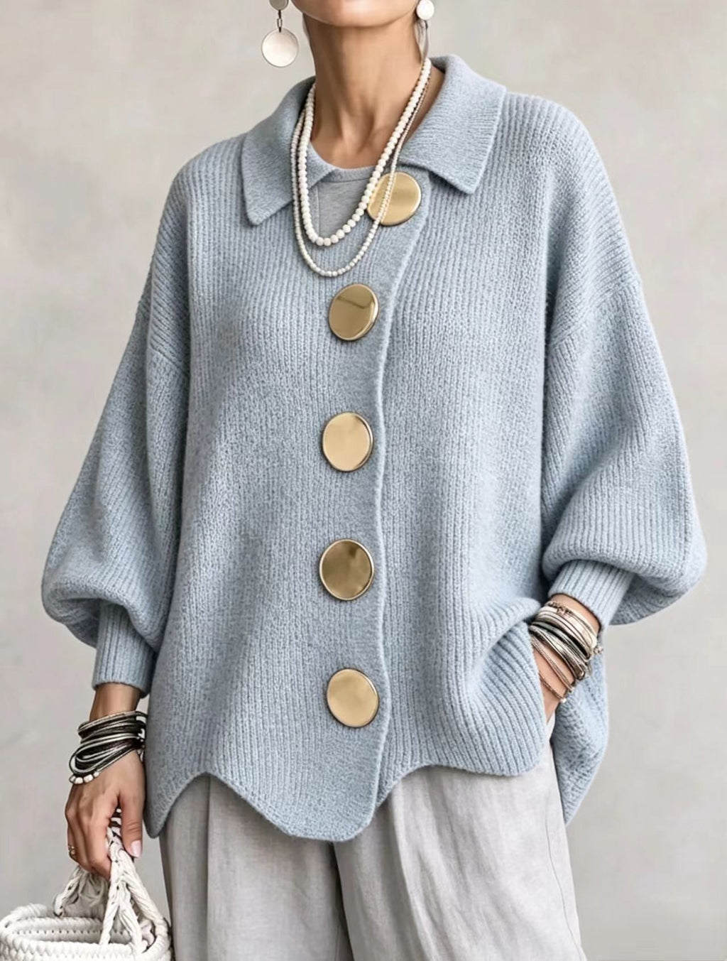 Aveline | Oversized Gold-Button Cardigan